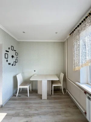 Продаж 2к Позняки Осокорки Бажана,32