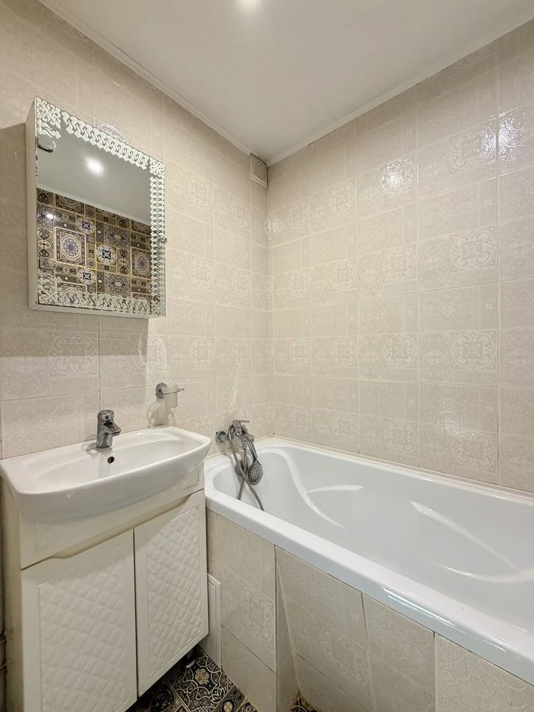 Продаж 2к Позняки Осокорки Бажана,32