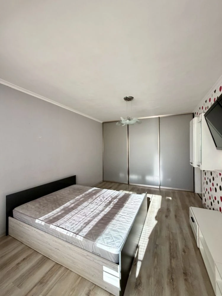 Продаж 2к Позняки Осокорки Бажана,32