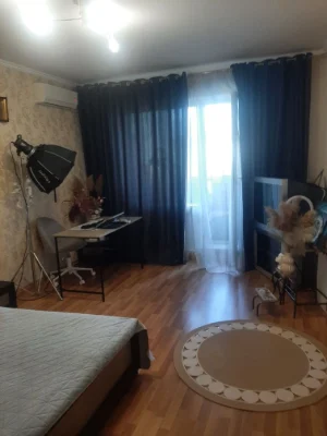 Продается двухкомнатная квартира в Одессе. Проспект Анатра (Вишнев)