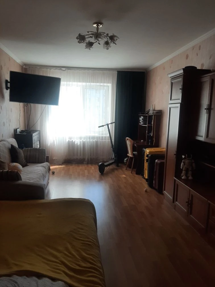 Продается двухкомнатная квартира в Одессе. Проспект Анатра (Вишнев)