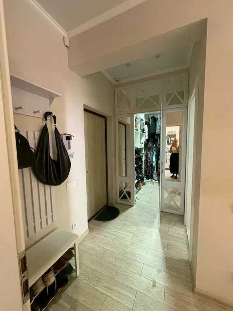 Продається квартира в Апельсин на Середньофонтанській, baz-01