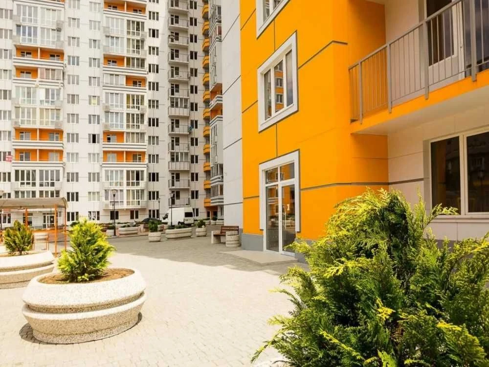 Продається квартира в Апельсин на Середньофонтанській, baz-01
