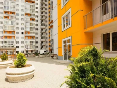 Продається квартира в Апельсин на Середньофонтанській, baz-01