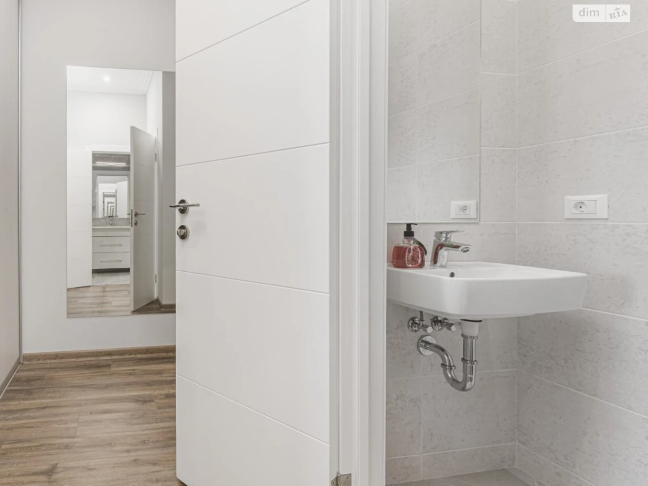 Long-Term Rental Apartment Arcadia