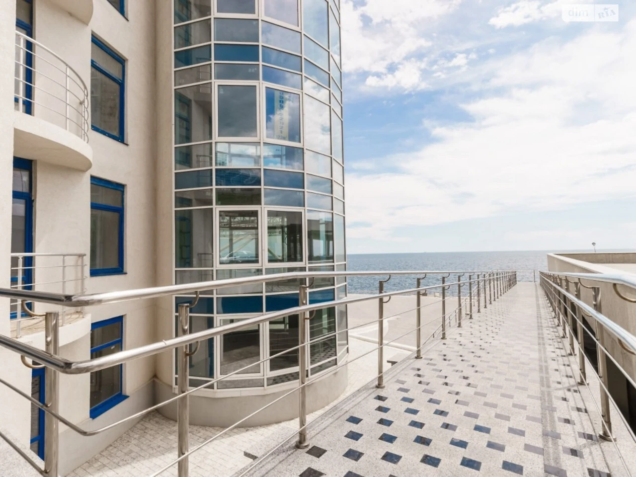 Long-Term Rental Apartment Arcadia