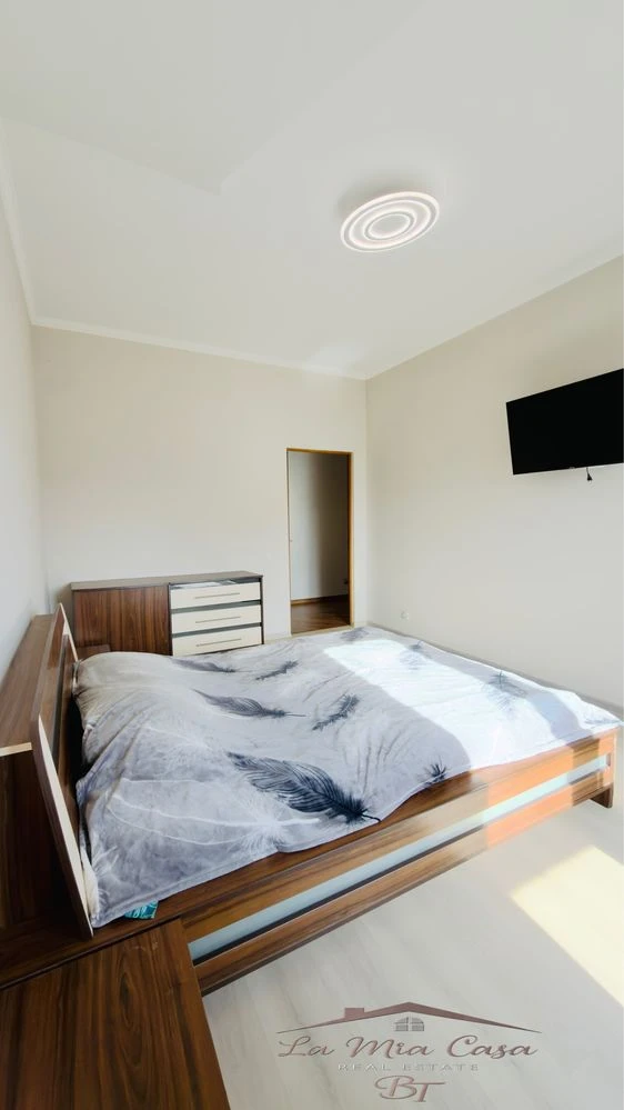 Sale of a beautiful 3-room apartment, new building, 2017
