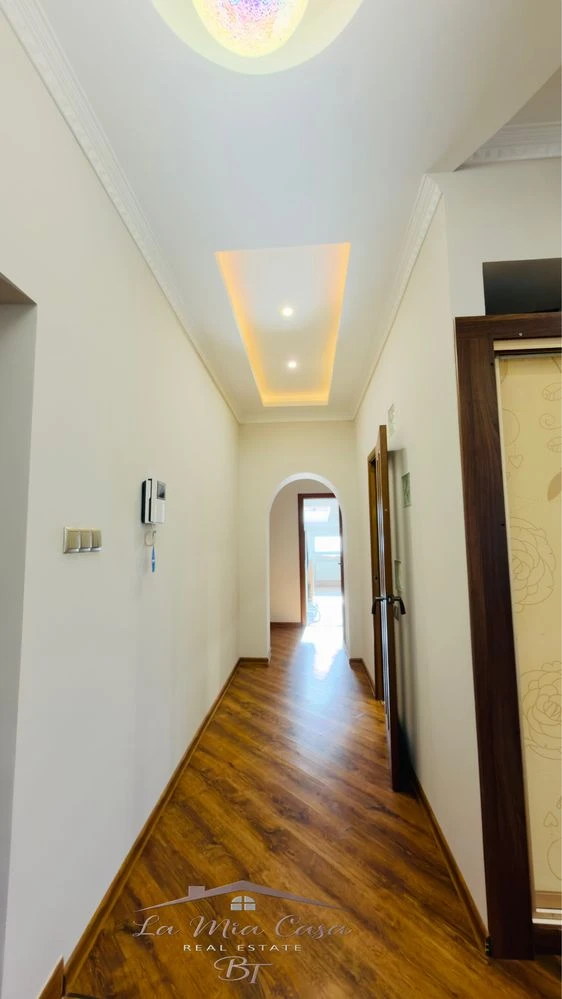 Sale of a beautiful 3-room apartment, new building, 2017