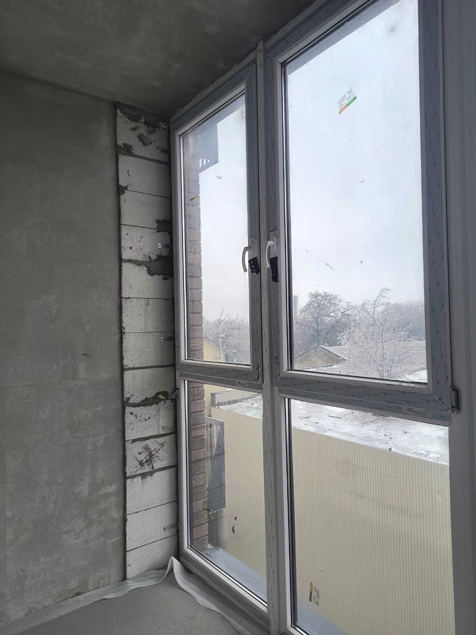2-room apartment in a new building on Prokhovorsky baz-01