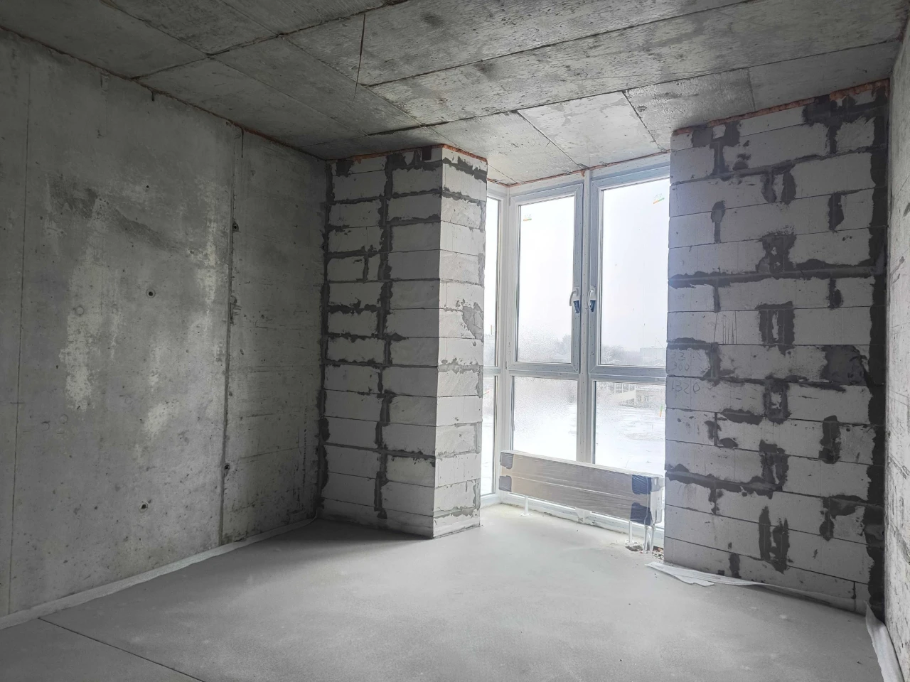 2-room apartment in a new building on Prokhovorsky baz-01