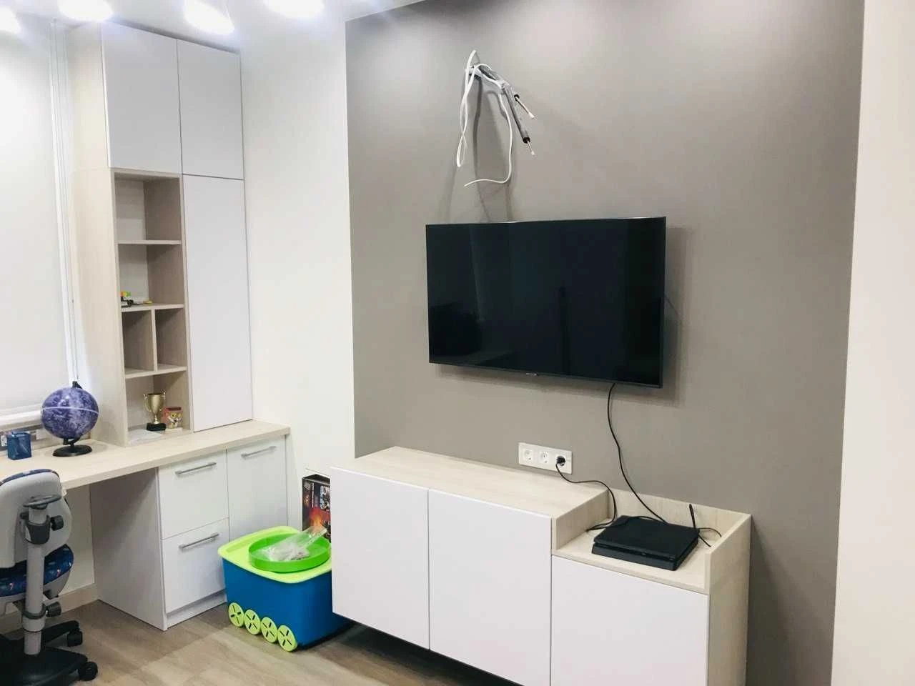 2-room apartment 69 sq m, Saltyvsky district, designer renovation