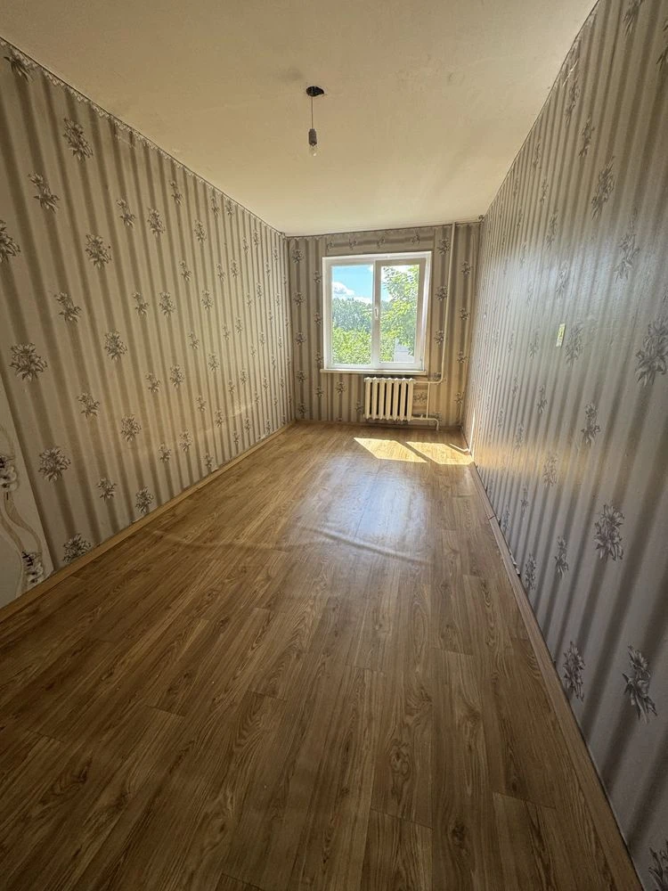 2-room apartment on Gagarin Street, 3/5