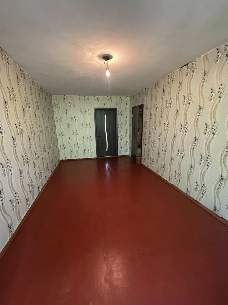 2-room apartment on Gagarin Street, 3/5