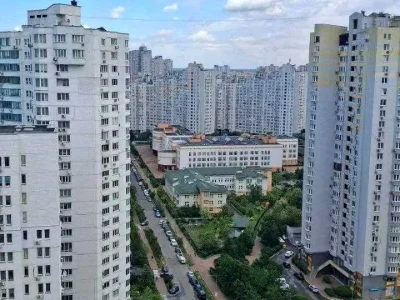 Квартира. Киев, проспект Николая Бажана