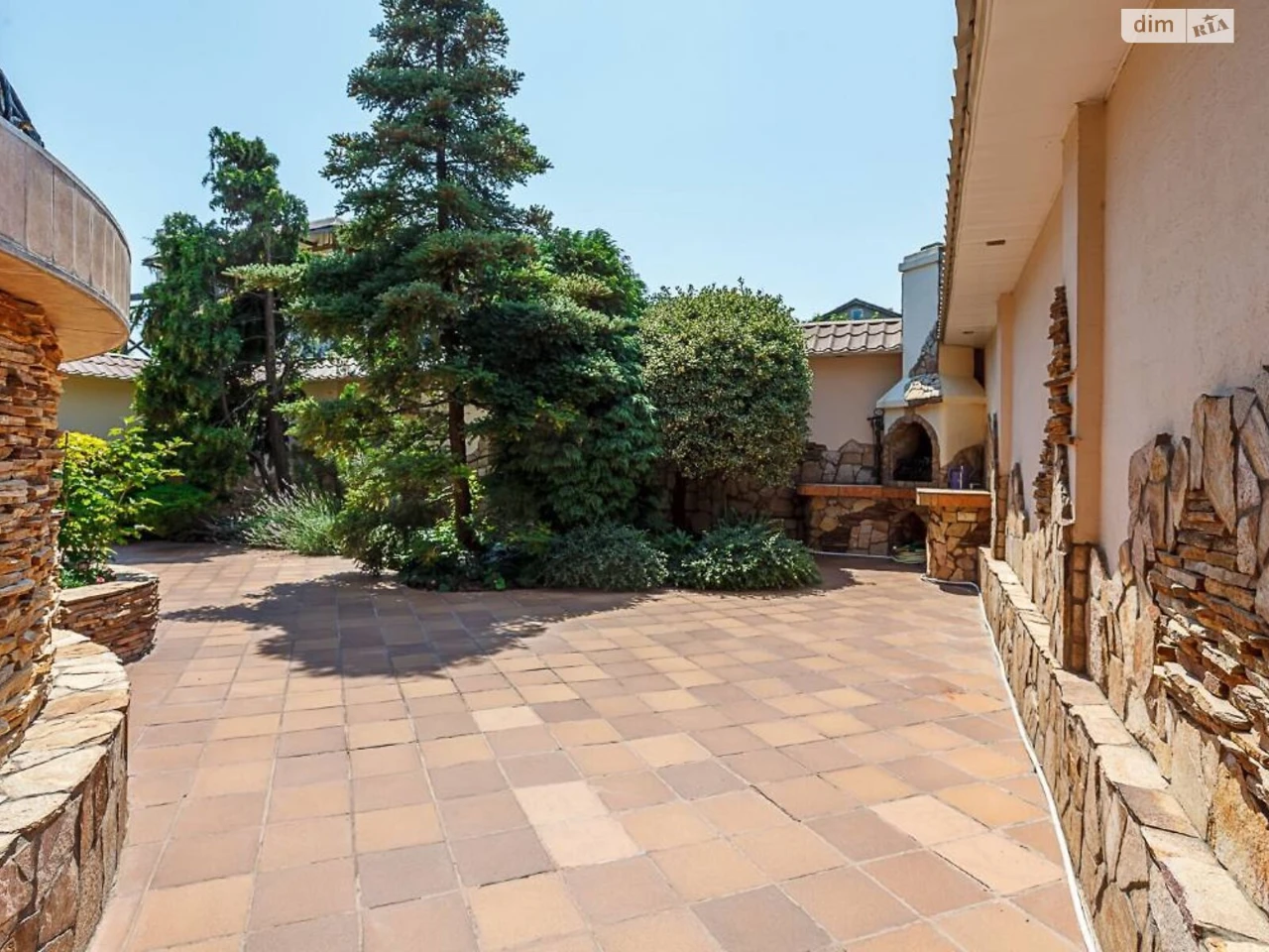 House for sale Velykyi Fontan