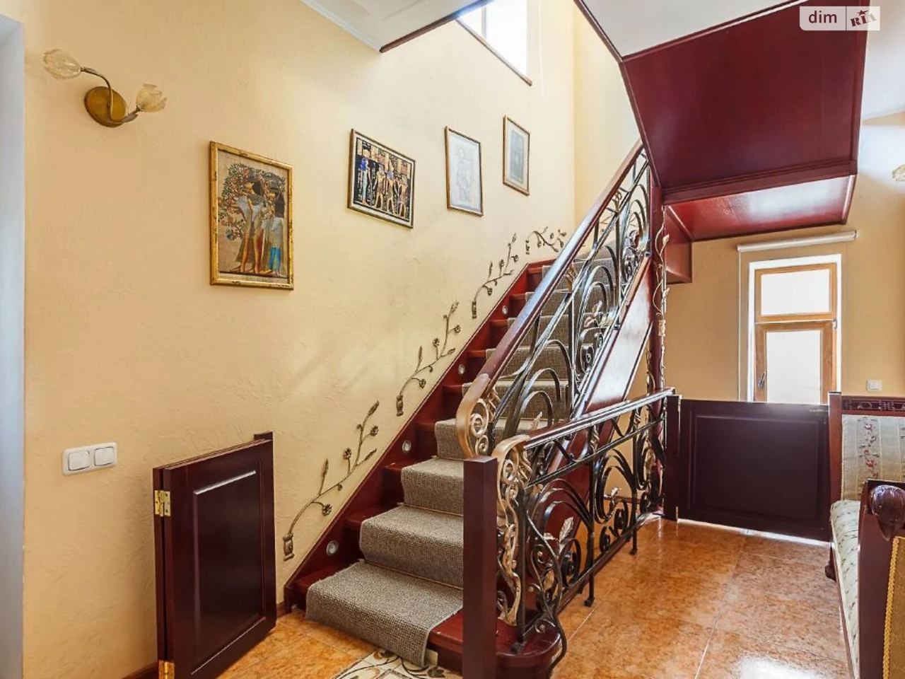 House for sale Velykyi Fontan