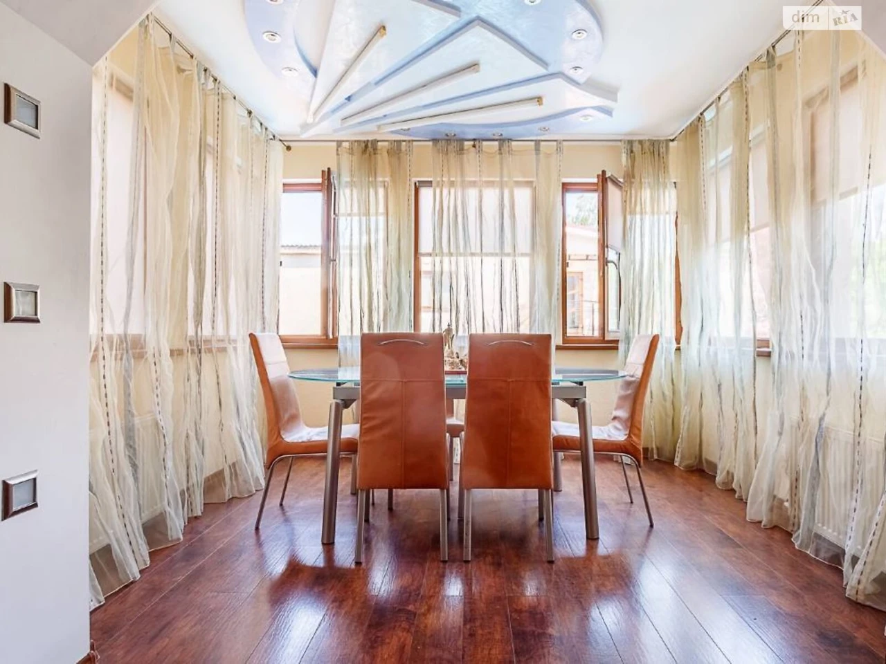 House for sale Velykyi Fontan