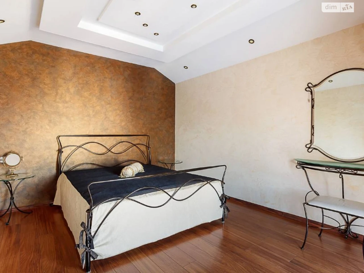 House for sale Velykyi Fontan