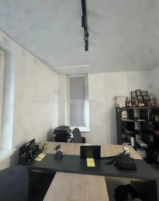 Продаж 1-кімн. квартири, Київ, 1/4 пов, 35м², зручне розташу