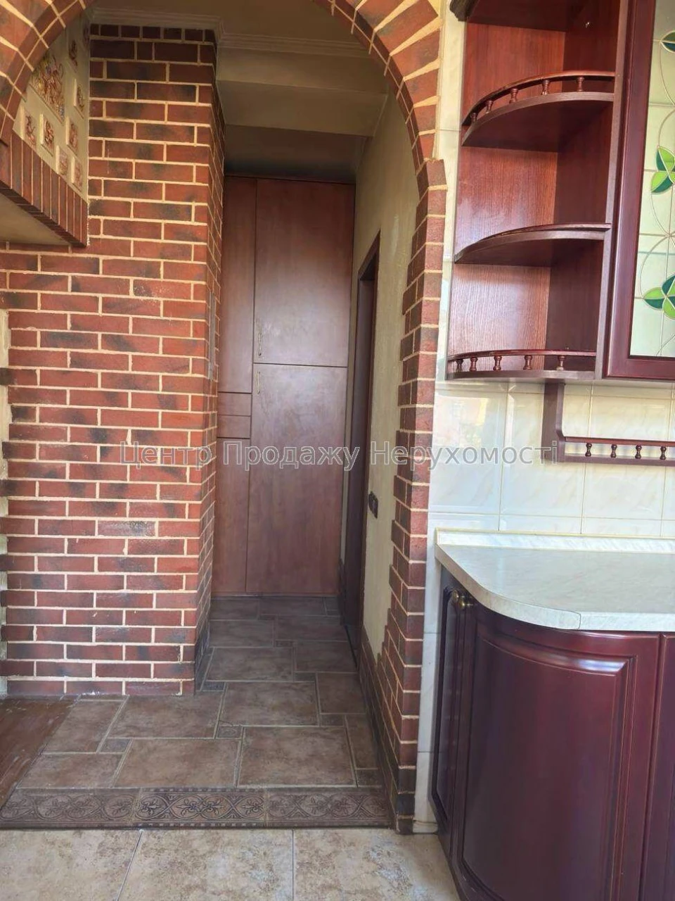 Продаж 2-кімн. квартиру, 3/3 пов, 60 м², Київ – чудовий варі