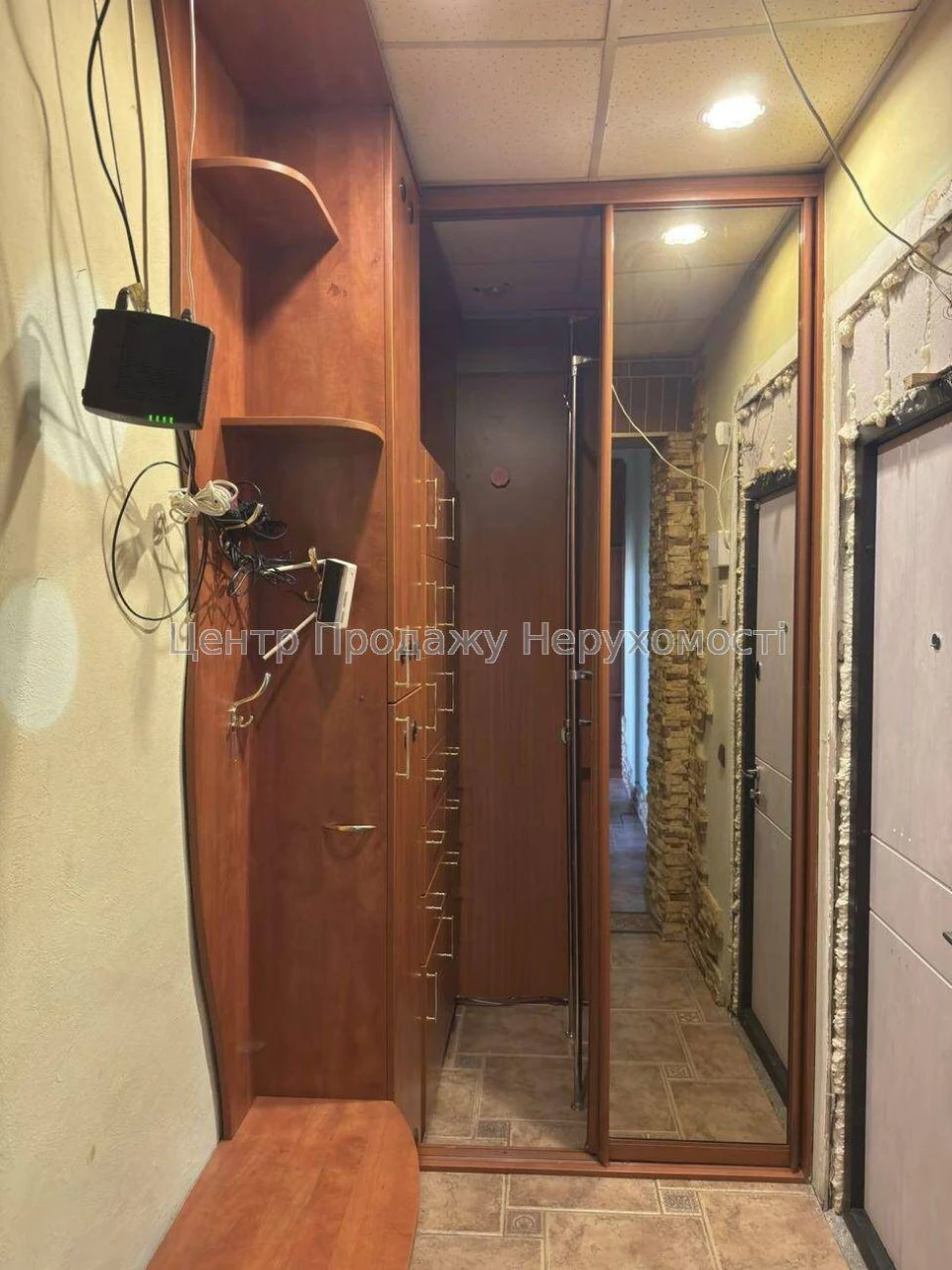 Продаж 2-кімн. квартиру, 3/3 пов, 60 м², Київ – чудовий варі