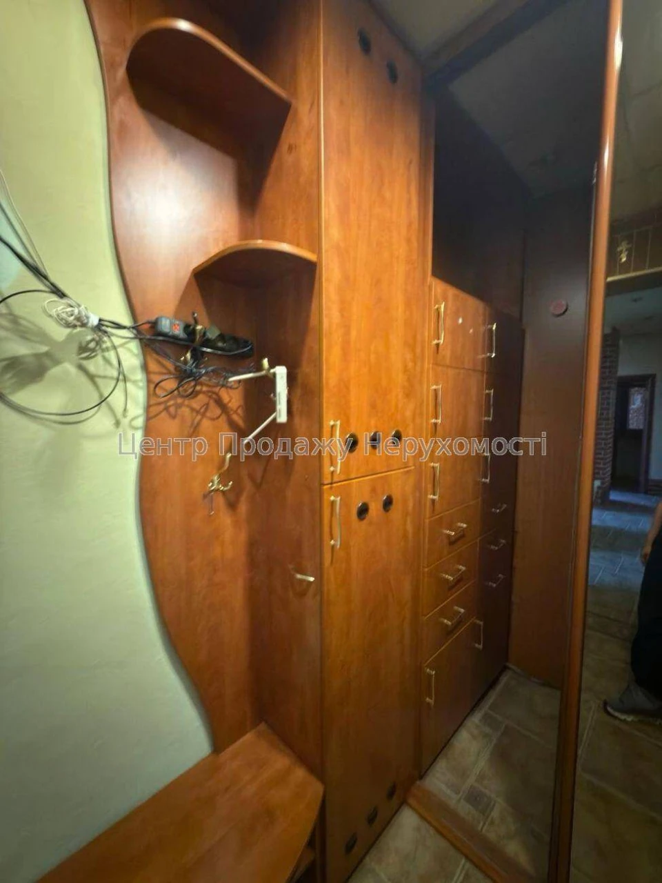 Продаж 2-кімн. квартиру, 3/3 пов, 60 м², Київ – чудовий варі