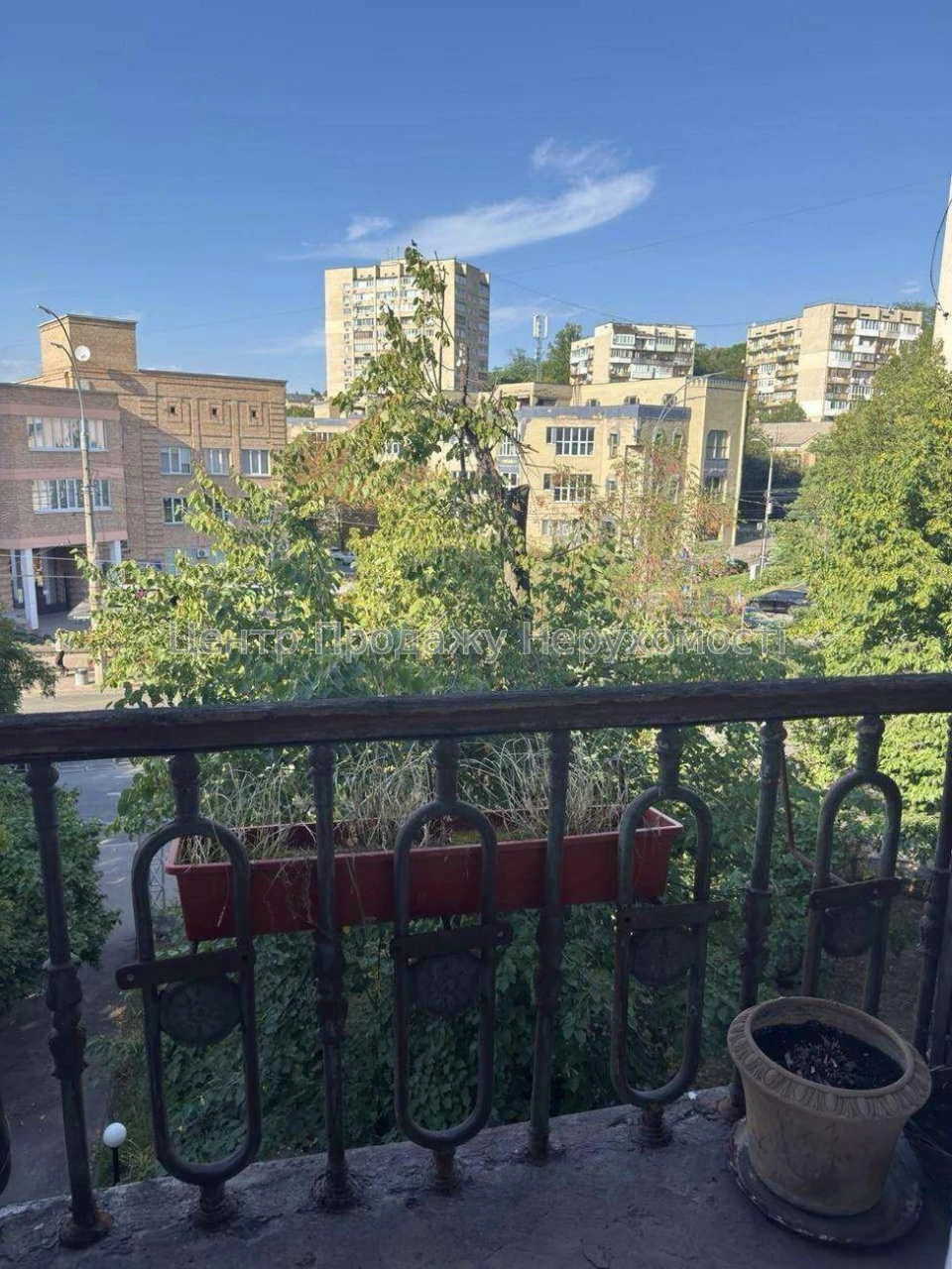 Продаж 2-кімн. квартиру, 3/3 пов, 60 м², Київ – чудовий варі