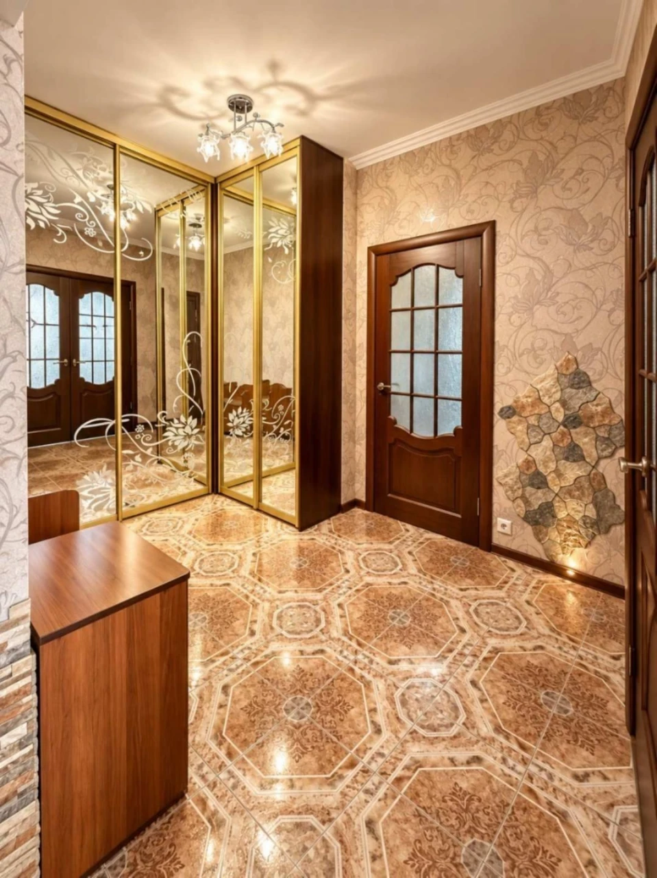 Sale of 2-room apartment, Vasylchenka / Volynska / Chokolivka