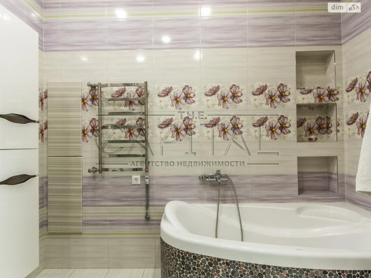 Apartment for Sale - Chorna Hora