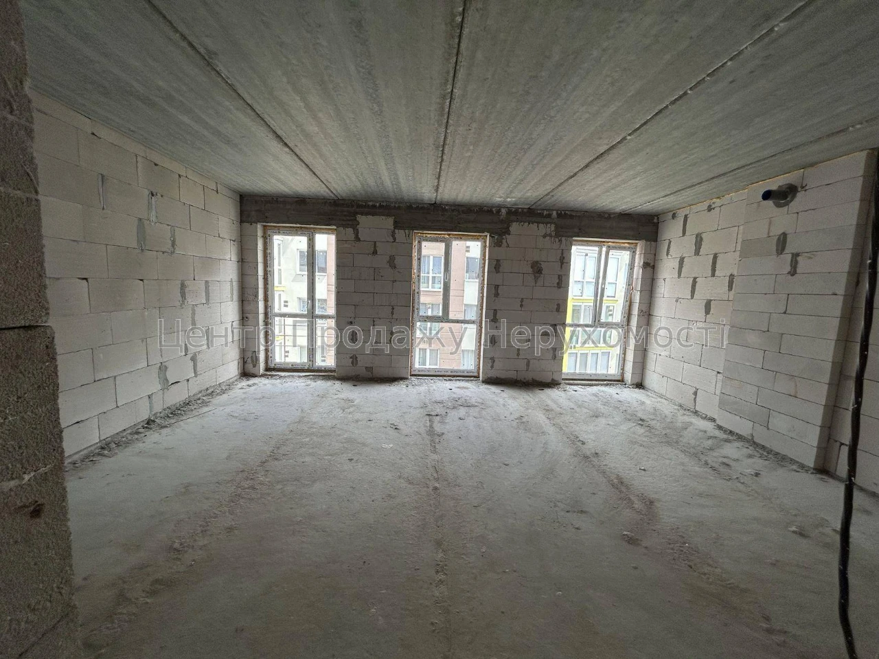 Продається 1-кімнатна квартира, 38 м², 3/4 поверх, Київ – комфорт