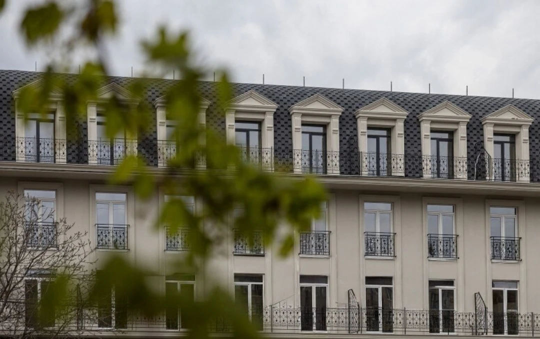For Sale: 1-Bedroom Apartment 33.9 m² in a Club House on Rue Menar