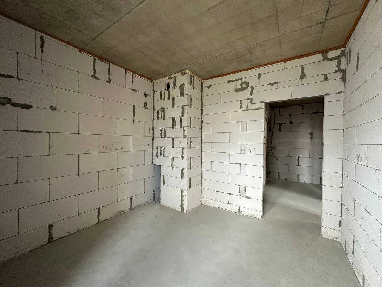 2 bedroom apartment, new building, Bukayevska Bugayevska baz