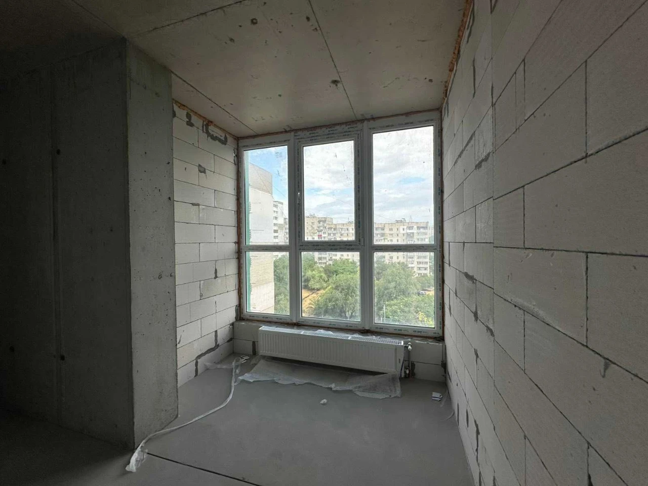 2 bedroom apartment, new building, Bukayevska Bugayevska baz