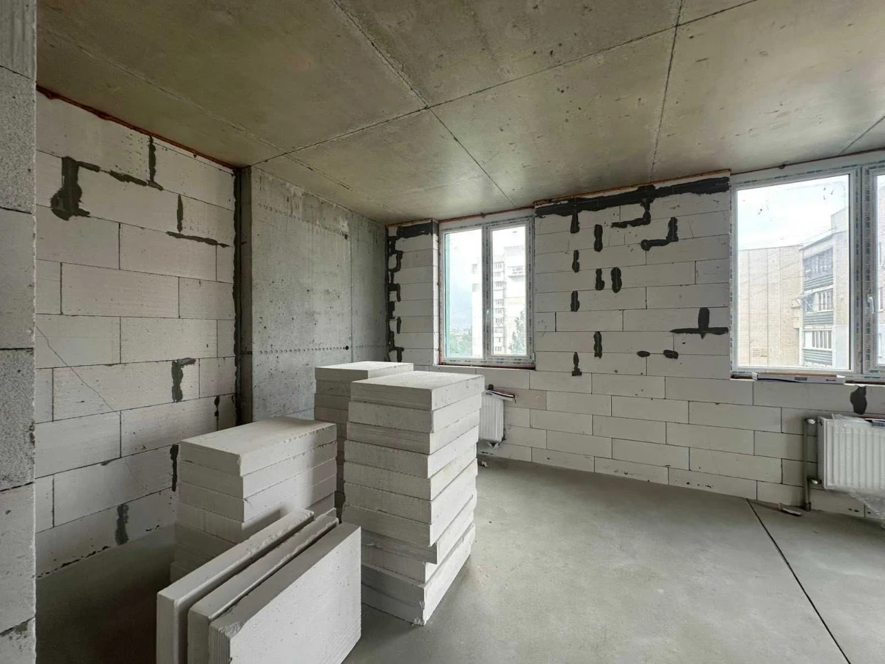 2 bedroom apartment, new building, Bukayevska Bugayevska baz