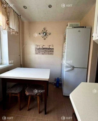 3 rooms, 70 sq. m., Airport (Airport, Merefyanskoe shosse, Samoletna st.