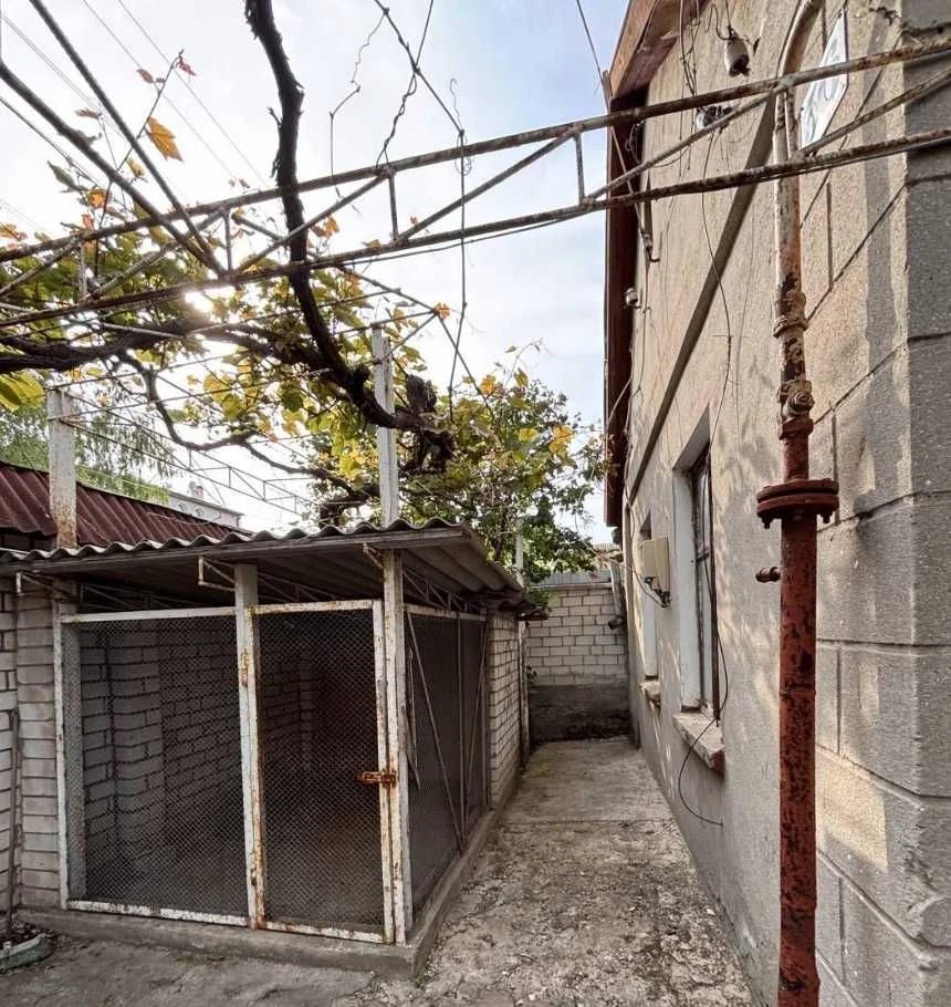 For sale plot of 6 acres in the area of Fontana Boulevard