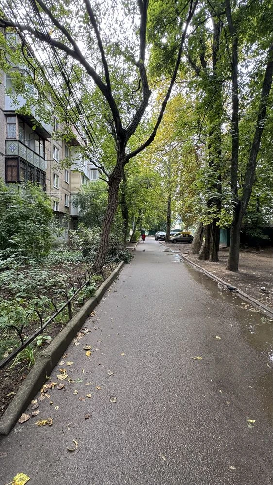 Продається 2-кімнатна квартира в центрі Черемушки/Філатова/Космо