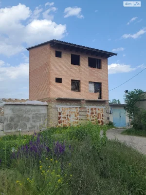 For Sale: Separate Garage in Namyv