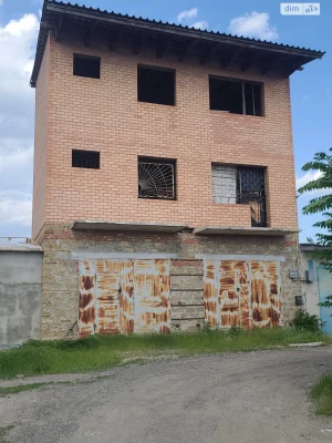 For Sale: Separate Garage in Namyv