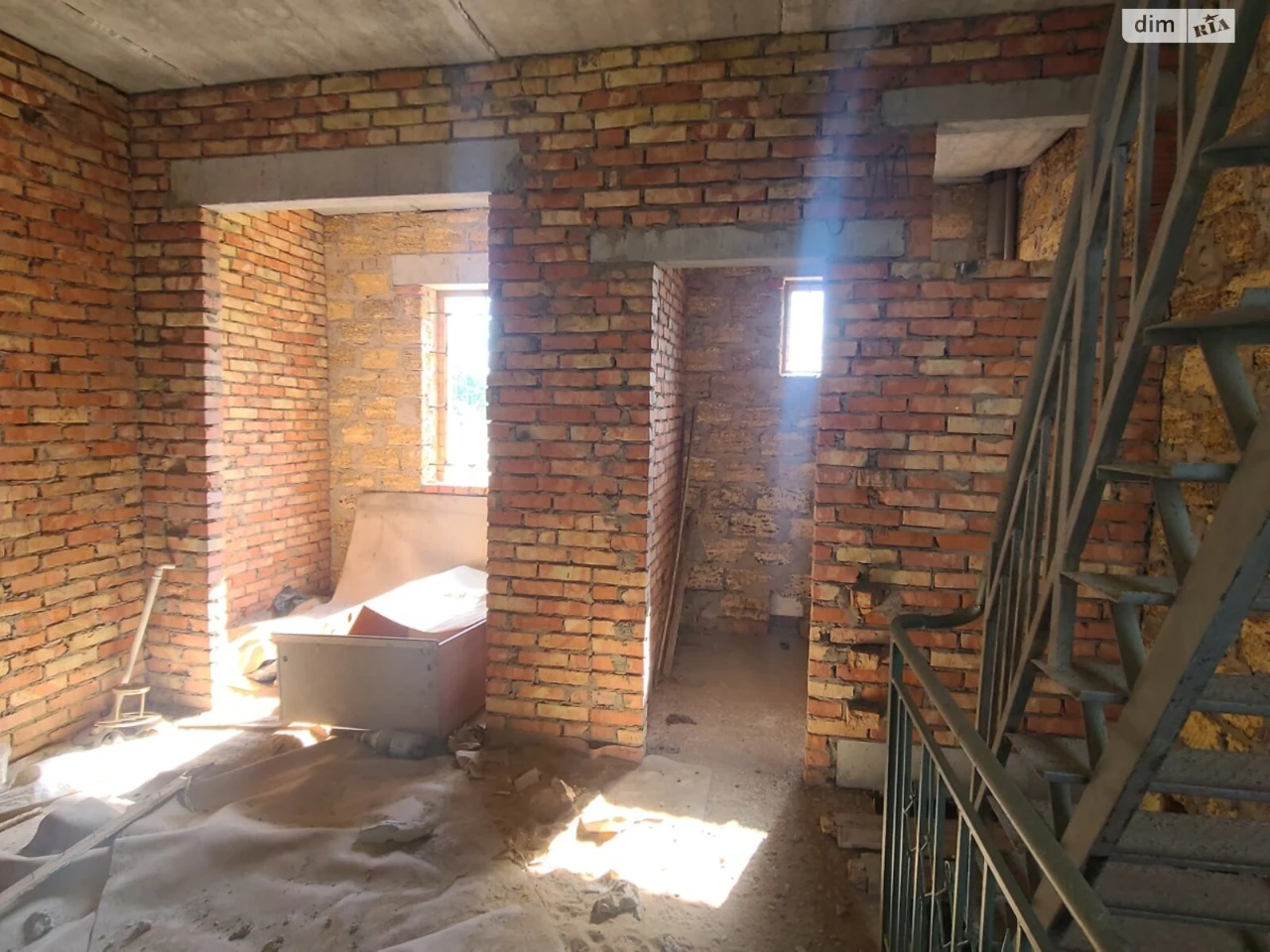 For Sale: Separate Garage in Namyv