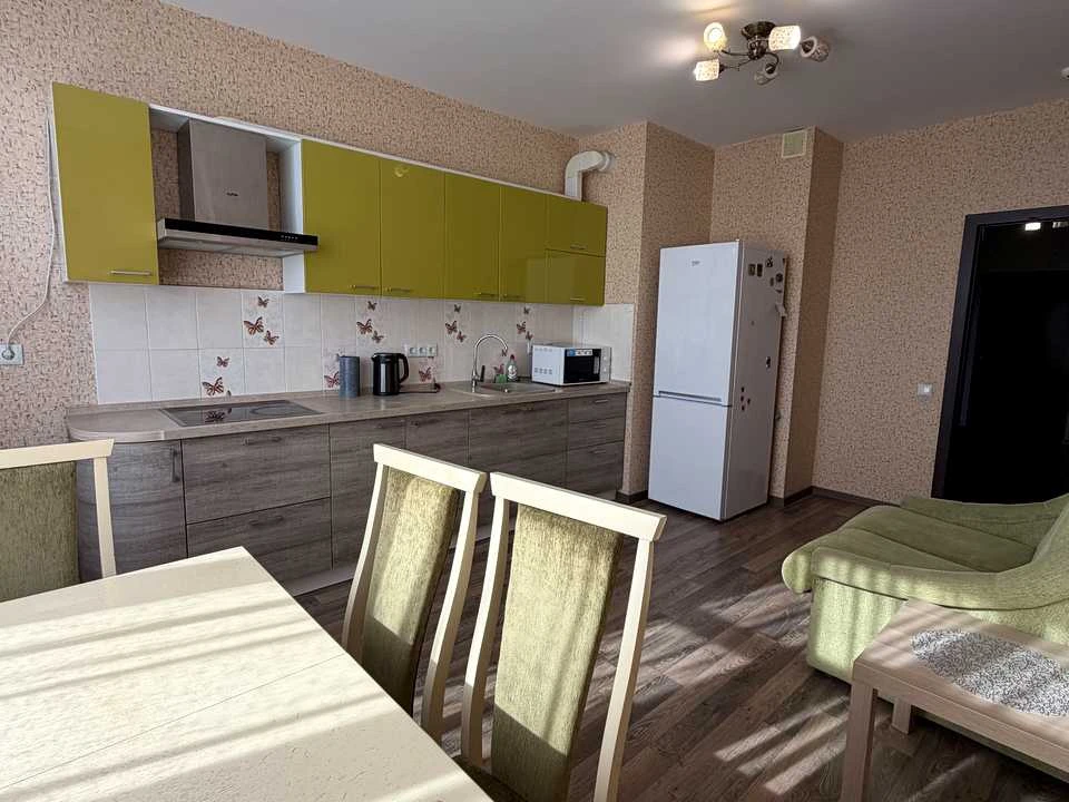 Квартира. Київ, Анни Ахматової вул.
