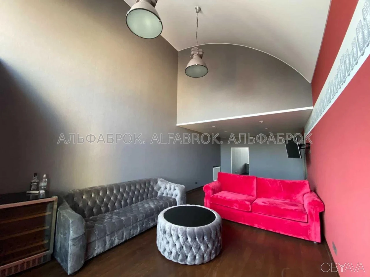 4-комнатная квартира, 330 м.кв.