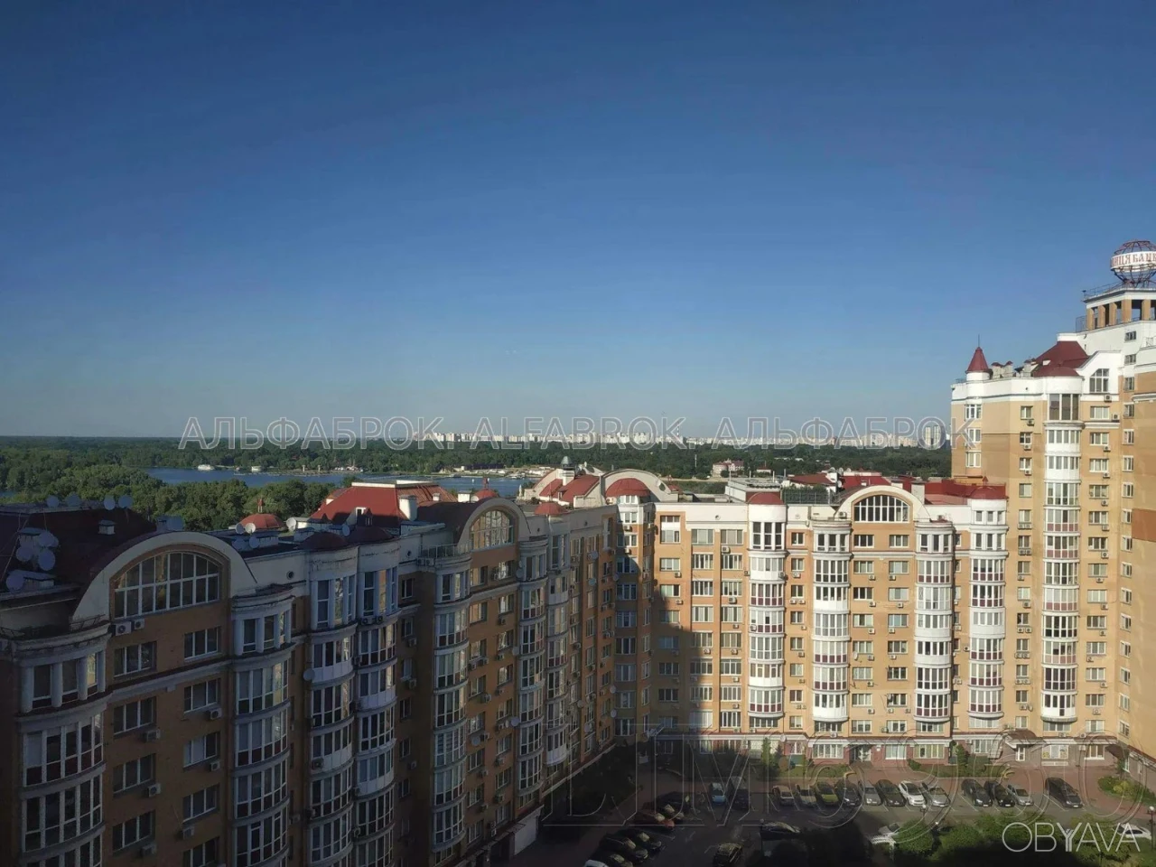 4-комнатная квартира, 330 м.кв.