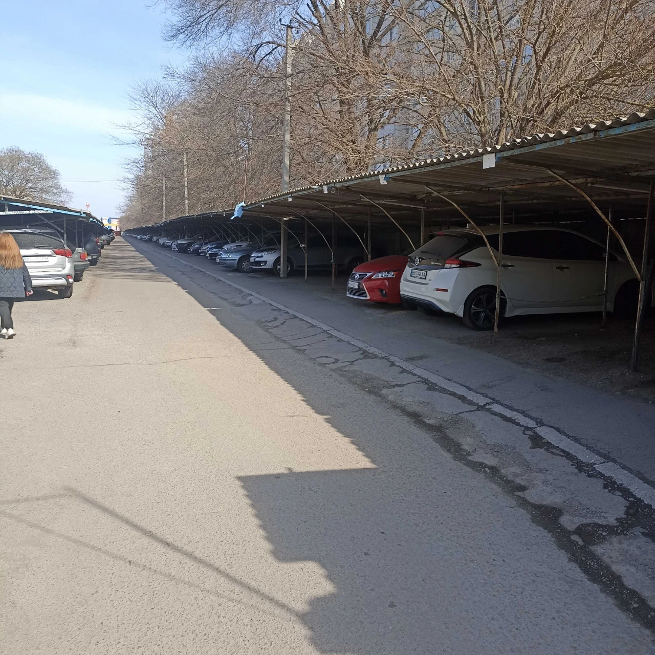 For sale: Parking space at the Zabotnogo/Dneporodoga parking lot