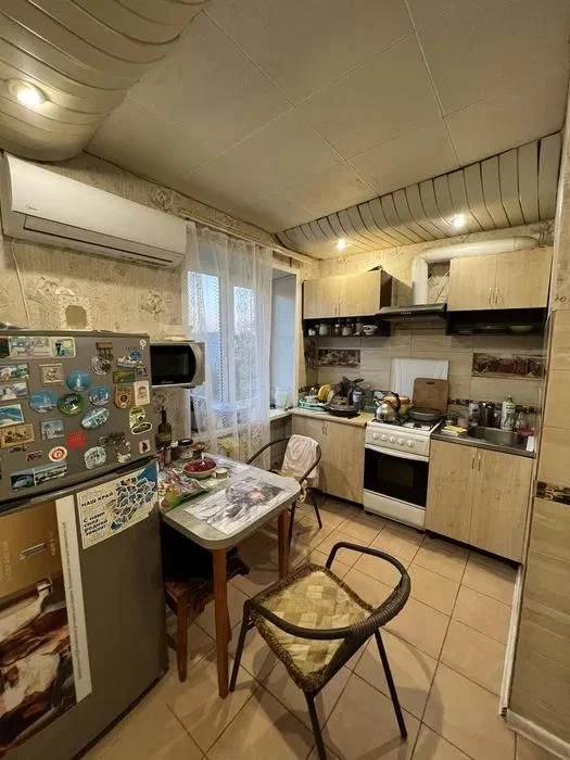 For Sale: 2 rooms. Right bank. Осипенkovsky.