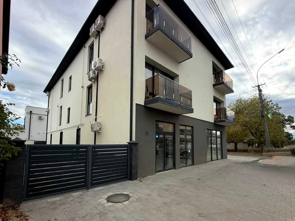 Apartment. Uzhgorod, Michael Grushevsky Street
