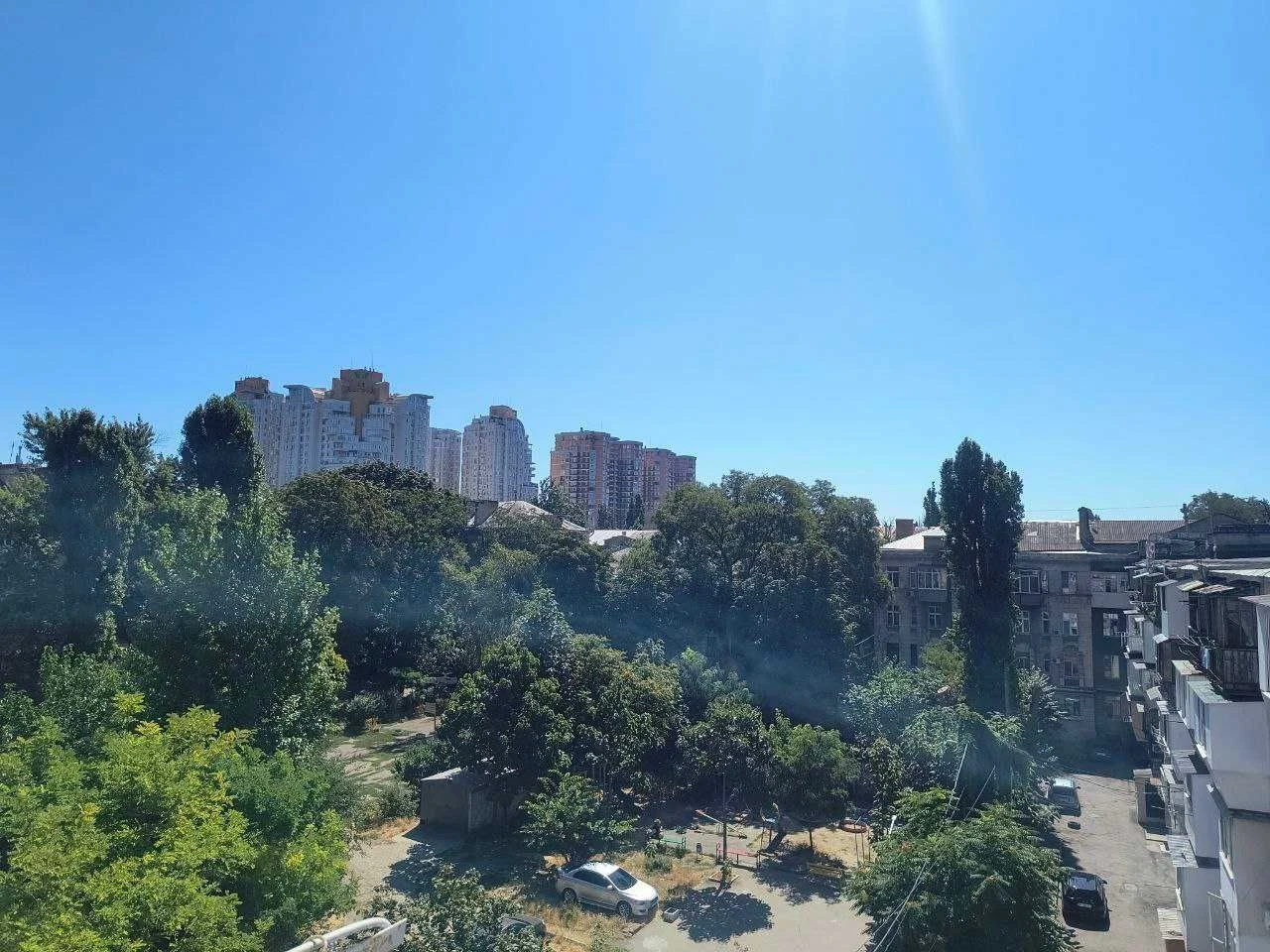 3-кімнатна квартира на проспекті Шевченка, база-01