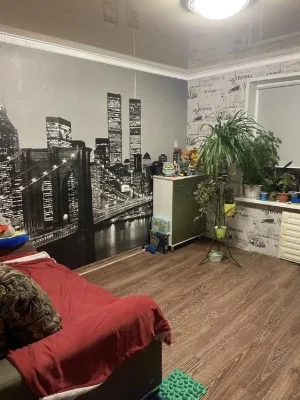 For Sale: 3-room apartment. Good location