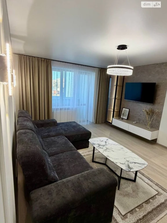 Apartment for Sale: Center