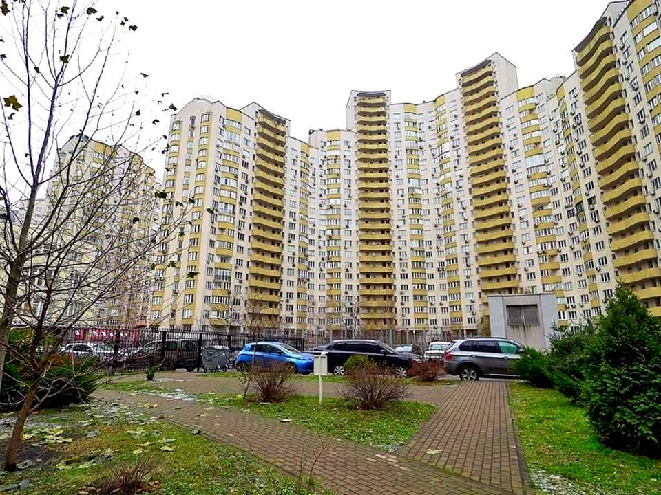 Квартира. Київ, Дніпровська набережна вул.